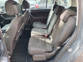 VW Touran Comfortline 2.0TDI 110kW DSG ACC ERGO Full LED - 9