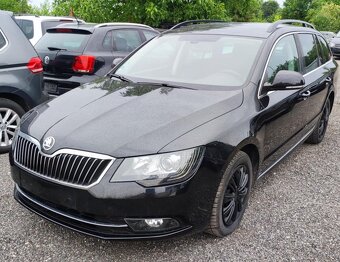 Škoda Superb FL 2.0 Tdi DSG 103 KW r. 3/2014 208tkm BIXENONY - 9
