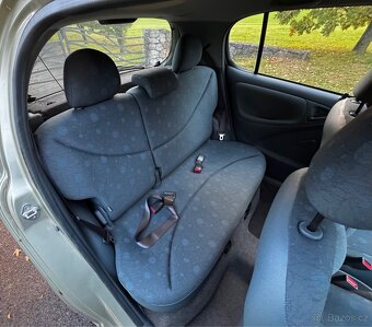 Toyota Yaris - 9