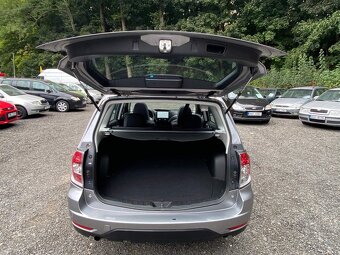 Subaru Forester 2.0i 110kW 4x4 automat klima tempomat 164tkm - 9