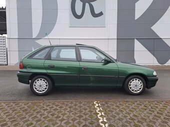 Opel Astra, 1.6i 2.MAJ VELMI PĚKNÉ AUTO - 9