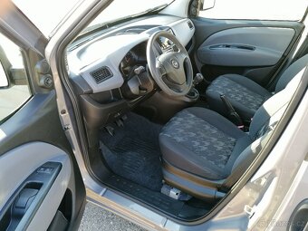 Opel Combo 1.6CDTi 77kw 5 míst - 9