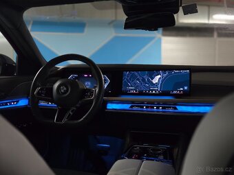 BMW 740d G70 X-Drive - 9