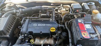 Opel Astra 1.4 twinport - 9