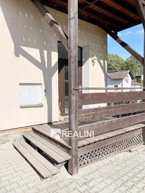 Prodej komerčních prostorů a rodinného domu v obci Jistebník - 9