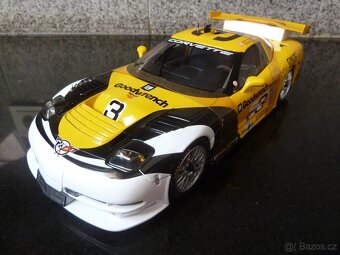 1:18 AutoArt, Chevrolet Corvette C5-R, Fellows-Pilgrim - 9