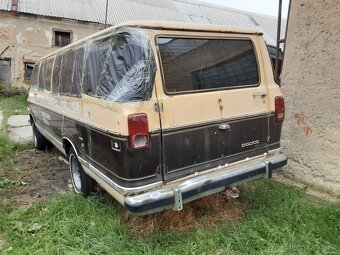 DODGE RAM VAN na díly, karoserie bez tp, dlouhá - 9