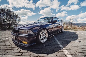 BMW e36 2.5i coupe - 9