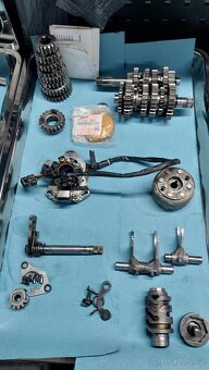 SUZUKI RM 125 K3 Náhradné Dily - 9