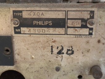 Staré radio bakelitové Phillips - 9