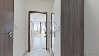 Prodej bytu 1+kk/B, 34 m2 - Praha 10, ev.č. 00803 - 9