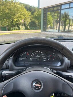 Opel Astra F 1.6 55kw - 9