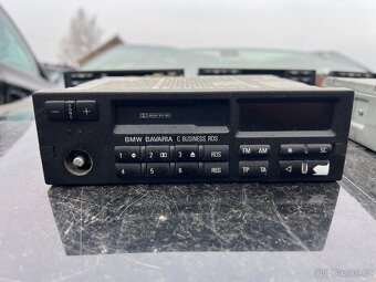 BMW E36 Autorádia na díly - 9