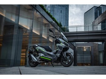 Nový skútr TUMOTO XDV 300 - 9