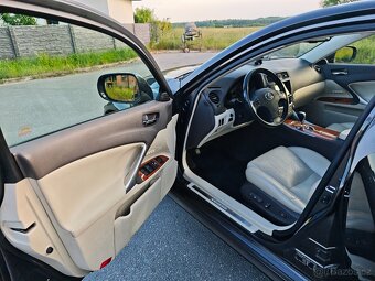 Lexus IS 250 Luxury - 9