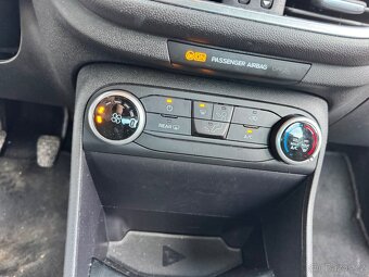 Ford fiesta 1.0 benzín,2022 - 9