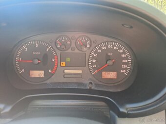 Seat toledo 2 1,9TDi ALH - 9