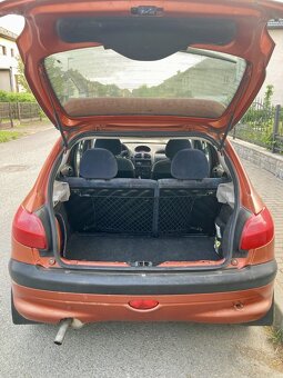 Peugeot 206/1.6 - 9