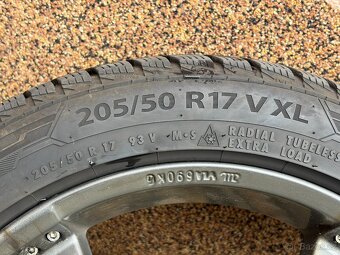 Alu 5x112 R17 7J zimní pneu Barum 205/50 - 9
