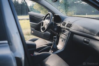 Toyota Avensis D4D 2,2 CR 110kW 6kvalt 1. majitelka - 9