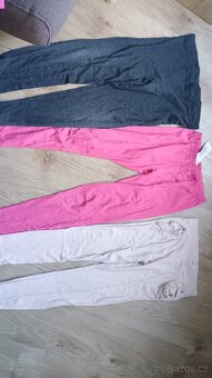 Dívčí oblečení 26 ks - 9