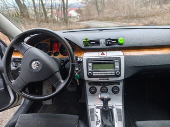 Volkswagen Passat - 9