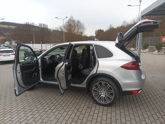Porsche Cayenne 3,0 TDI,V6,4X4,TEMPOMAT, - 9