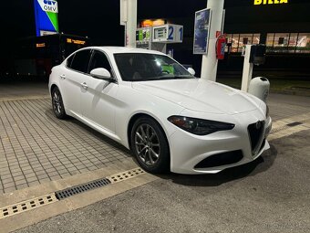 P: Alfa Romeo Giulia Super 2,0T 280HP RWD 2019 - 9