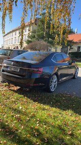 Škoda Superb L&K - 9