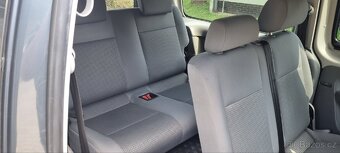 VW Caddy MAXI Life 2.0TDi 103kw 7míst mod.2010 velice slušné - 9
