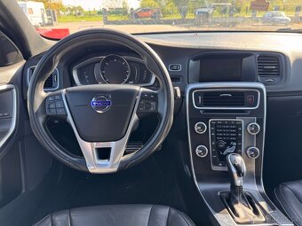Volvo V60, 2018, D4, 140kw, automat, nez. topení - 9