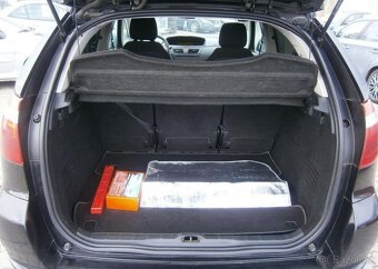 Citroën C4 Picasso 1.6HDi,automat nafta automat 80 kw - 9