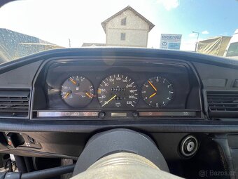 Mercedes Benz 190d w201 - 9