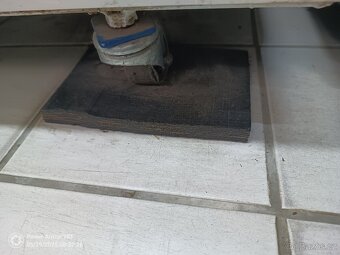 Veliká dvoudveřová profi lednice - 9