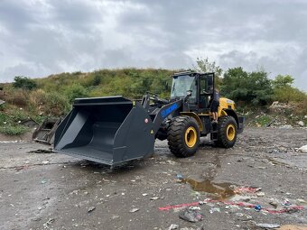 Čelní kolový kloubový nakladač - 9