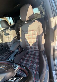 Volkswagen Golf VII GTI - 9