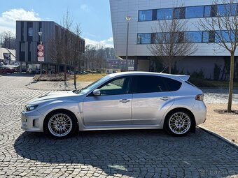Subaru Impreza WRX STI - 9