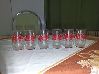 Hrnečky, skleničky, šálky a podšálky - 9