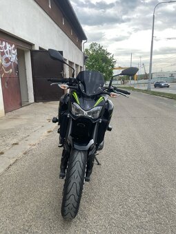 Kawasaki Z900 - 9