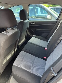 Peugeot 307 1.4 - 9