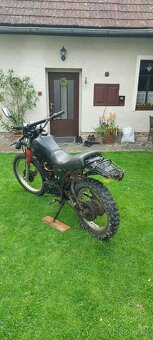 Yamaha xt 550 - 9
