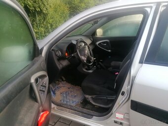 Toyota Rav4 - 9