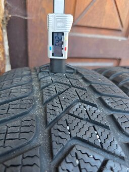 ❄️225/45 R18, zimní 18", orig. Š.Octavia, - 9