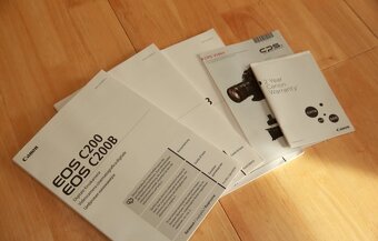 Canon EOS C200 - 9