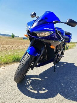 Yamaha R6 - 9