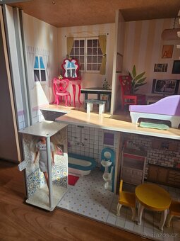 Velký dům pro panenky Barbie - 9