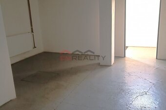 Pronájem komerčních prostor - 9