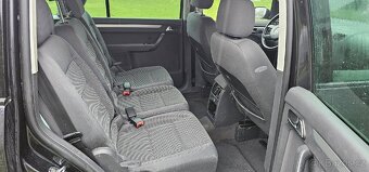 Volkswagen Touran 2.0TDI 103KW 2005 NOVÁ STK,KLIMATIZACE - 9