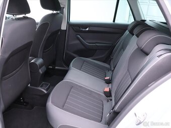 Škoda Fabia 1,0 TSI 70kW Style CZ (2021) - 9