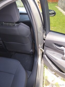 Toyota Corolla - 9